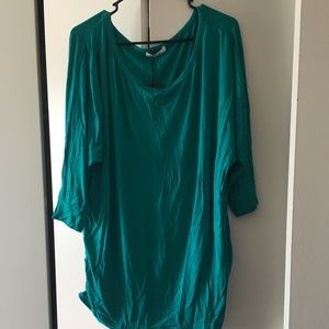 Bought off of Amazon pretty green 3/4 shirt